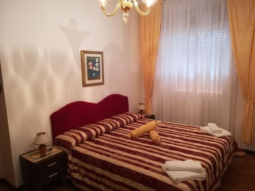 Hotel La Calabrese Isola Di Capo Rizzuto Ngoại thất bức ảnh